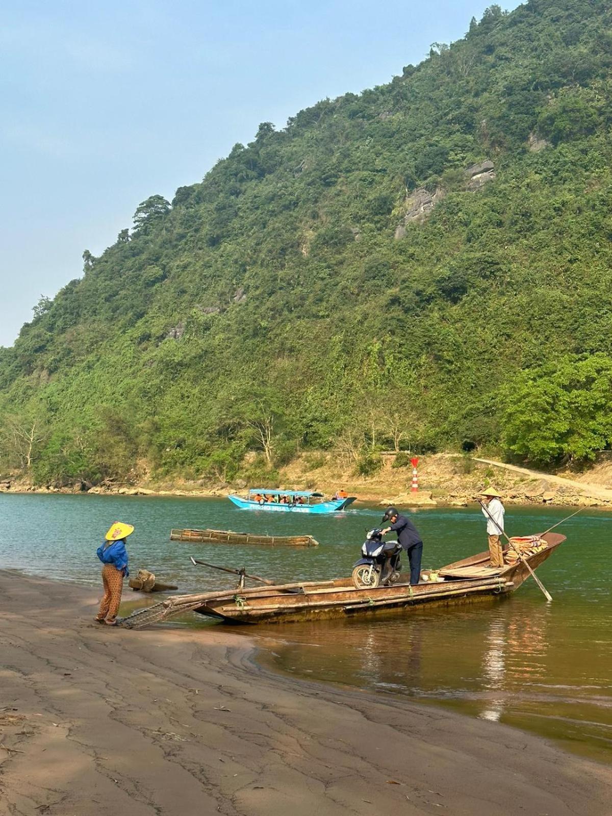 Phong Nha Dawn Home Luaran gambar