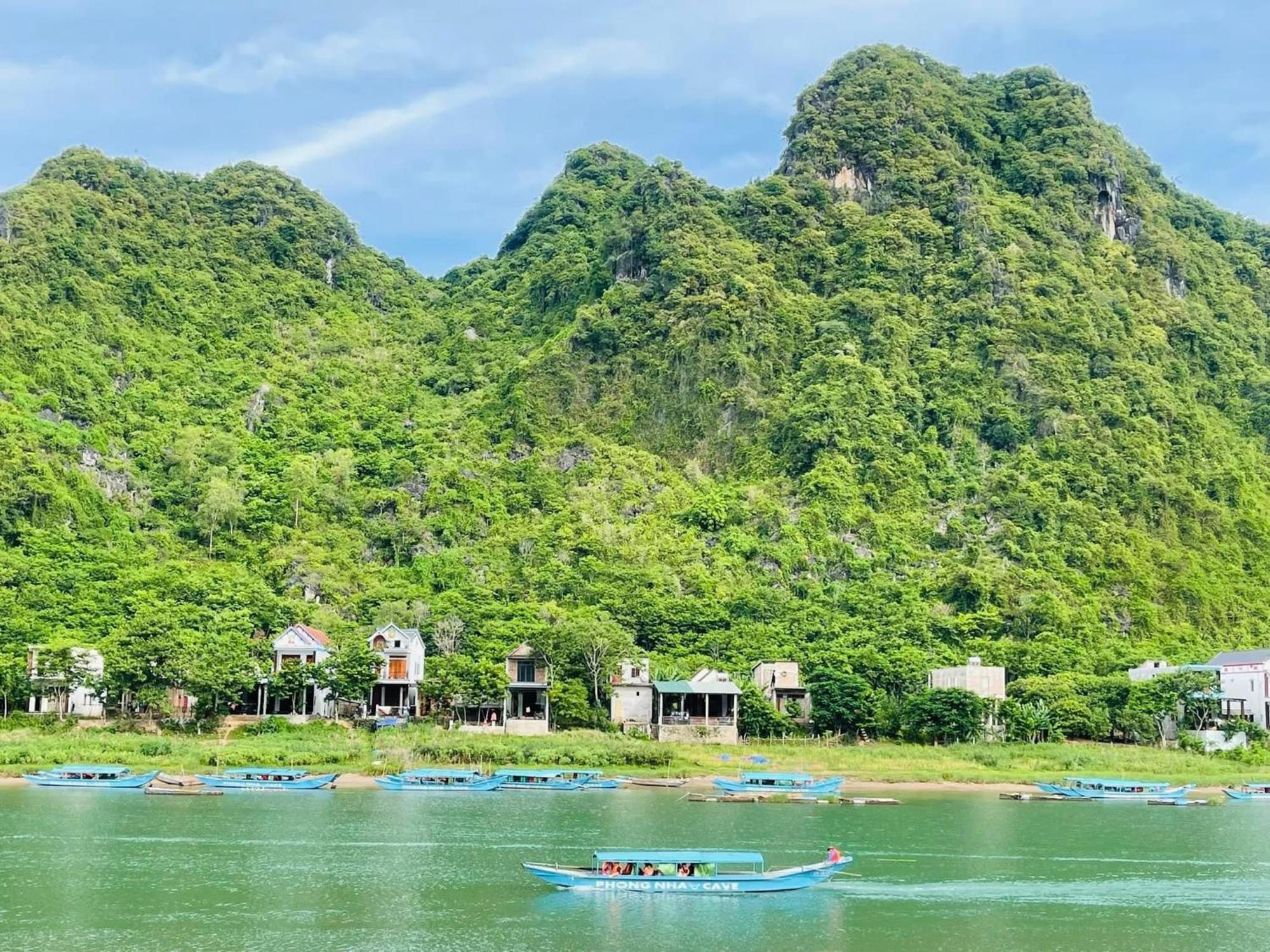 Phong Nha Dawn Home Luaran gambar